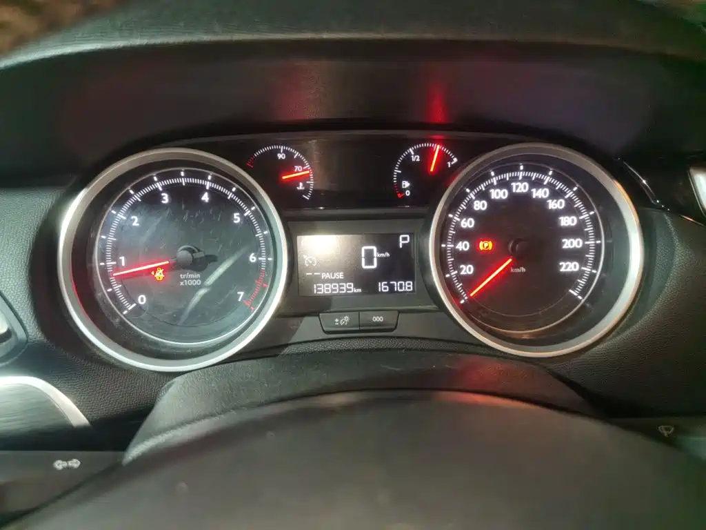 Peugeot 408 — миниатюра 12