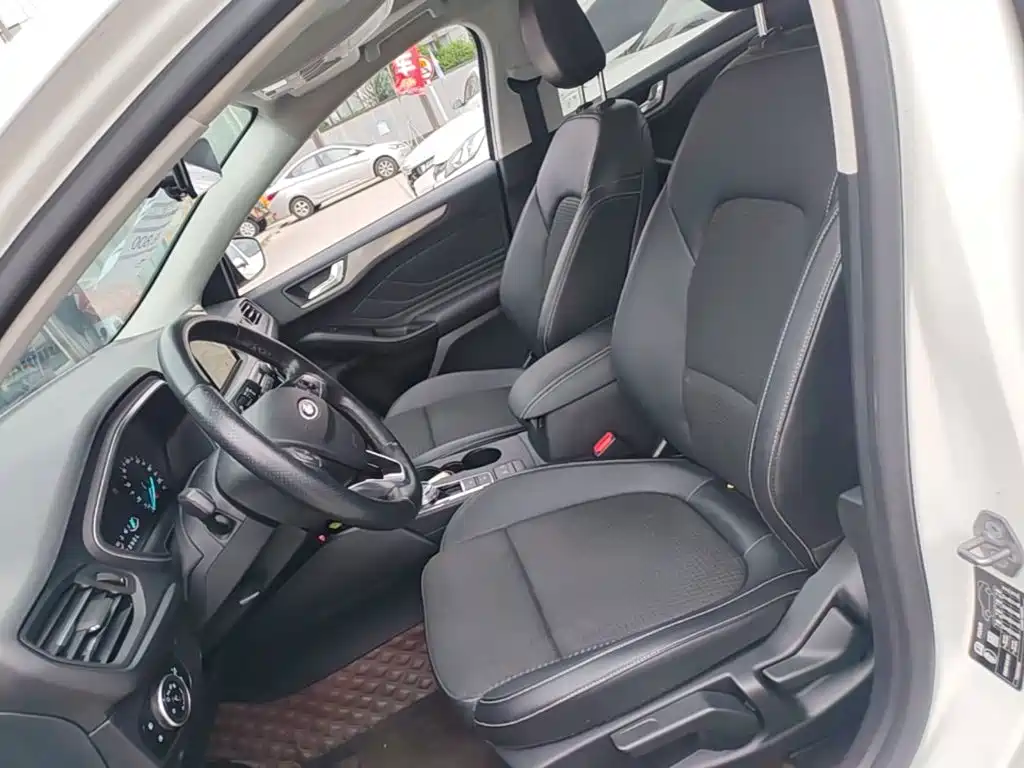 Ford Focus — миниатюра 15
