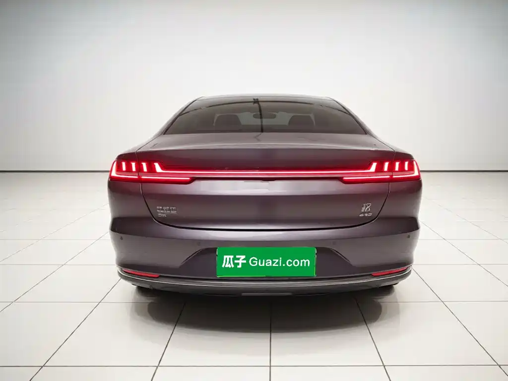 BYD Han — миниатюра 5