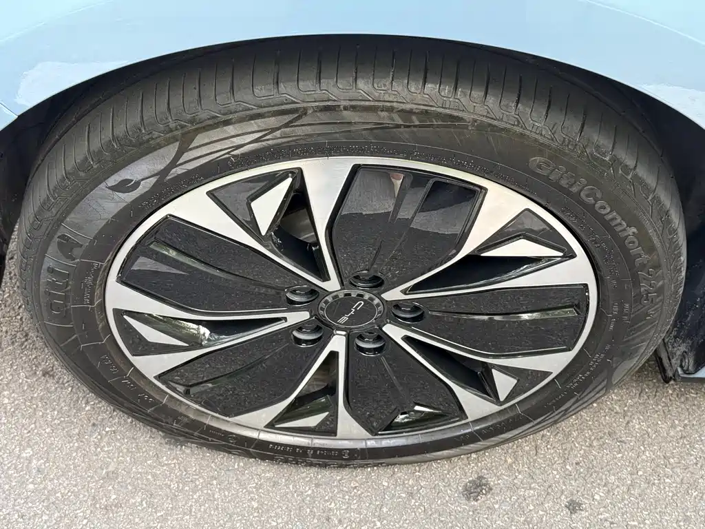 BYD Seal — миниатюра 8