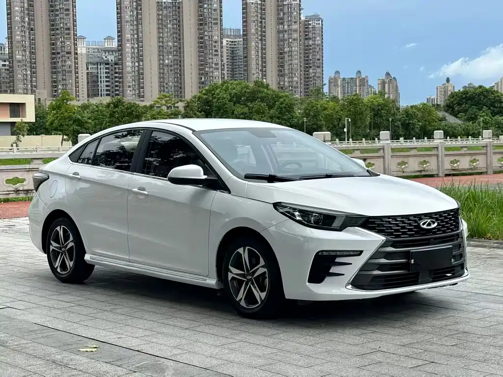 Chery Arrizo 5 PLUS — миниатюра 3