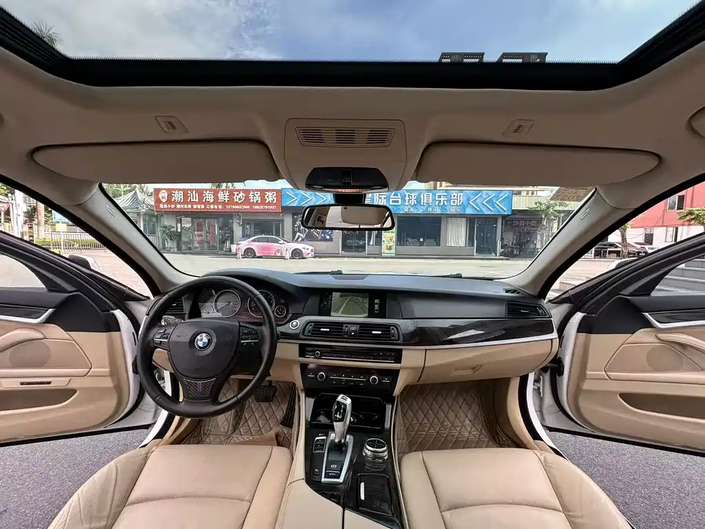 BMW 5 Series — миниатюра 9