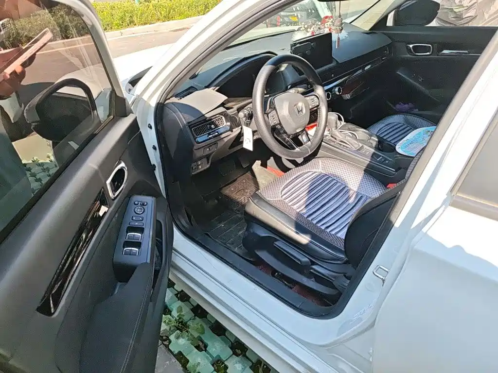 Honda Civic — миниатюра 12