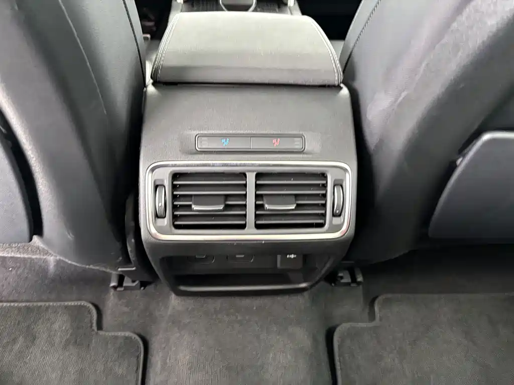 Land Rover Discovery Sport — миниатюра 20
