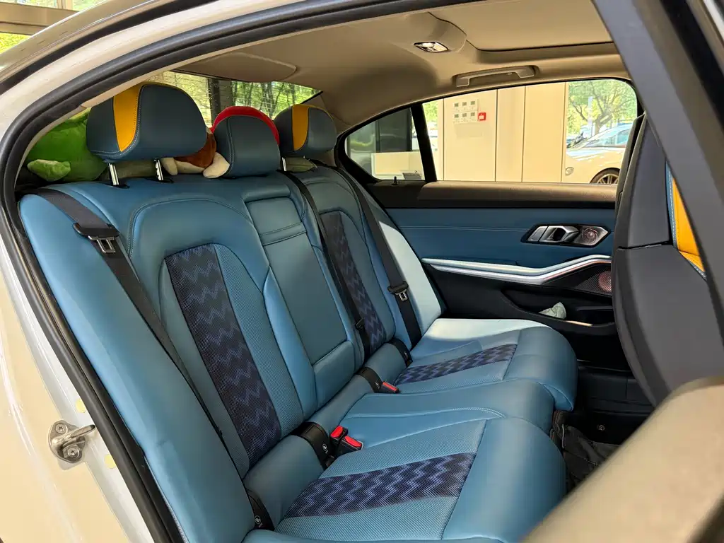 BMW 3 Series — миниатюра 14