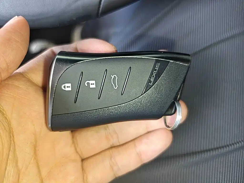 Lexus ES — миниатюра 9