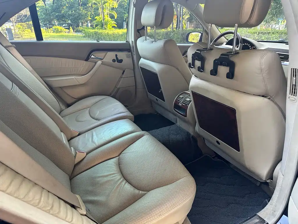 Mercedes-Benz S-Class — миниатюра 12