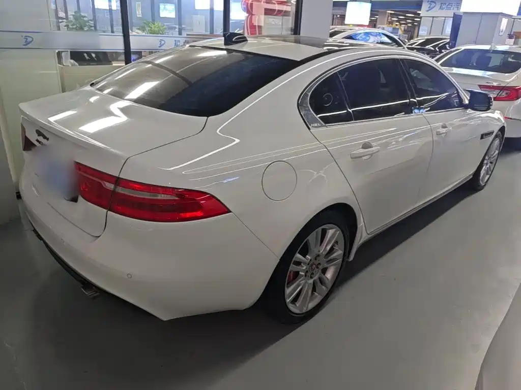 Jaguar XEL — миниатюра 7