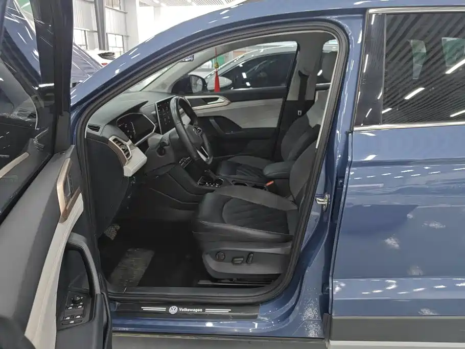 Volkswagen Tharu — миниатюра 9