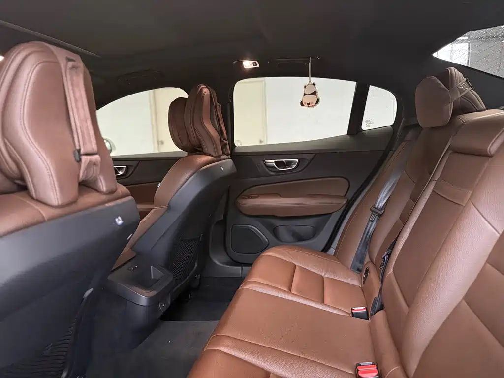 Volvo S60 — миниатюра 7