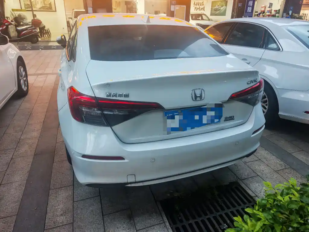 Honda Civic — миниатюра 5