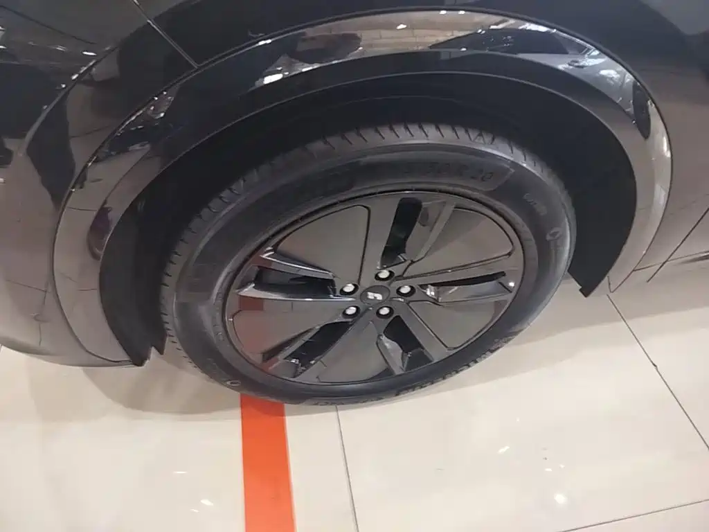 Li Auto Li L7 — миниатюра 23