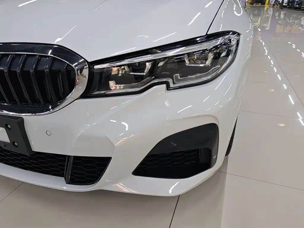 BMW 3 Series — миниатюра 24