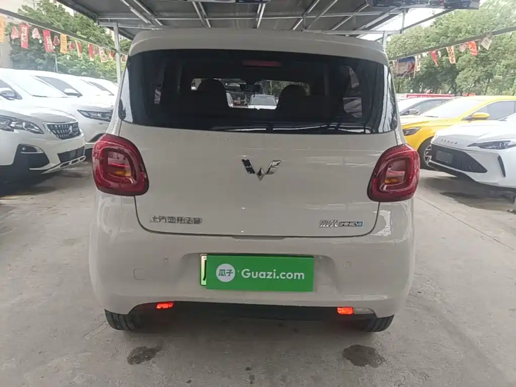 Wuling MINIEV — миниатюра 6