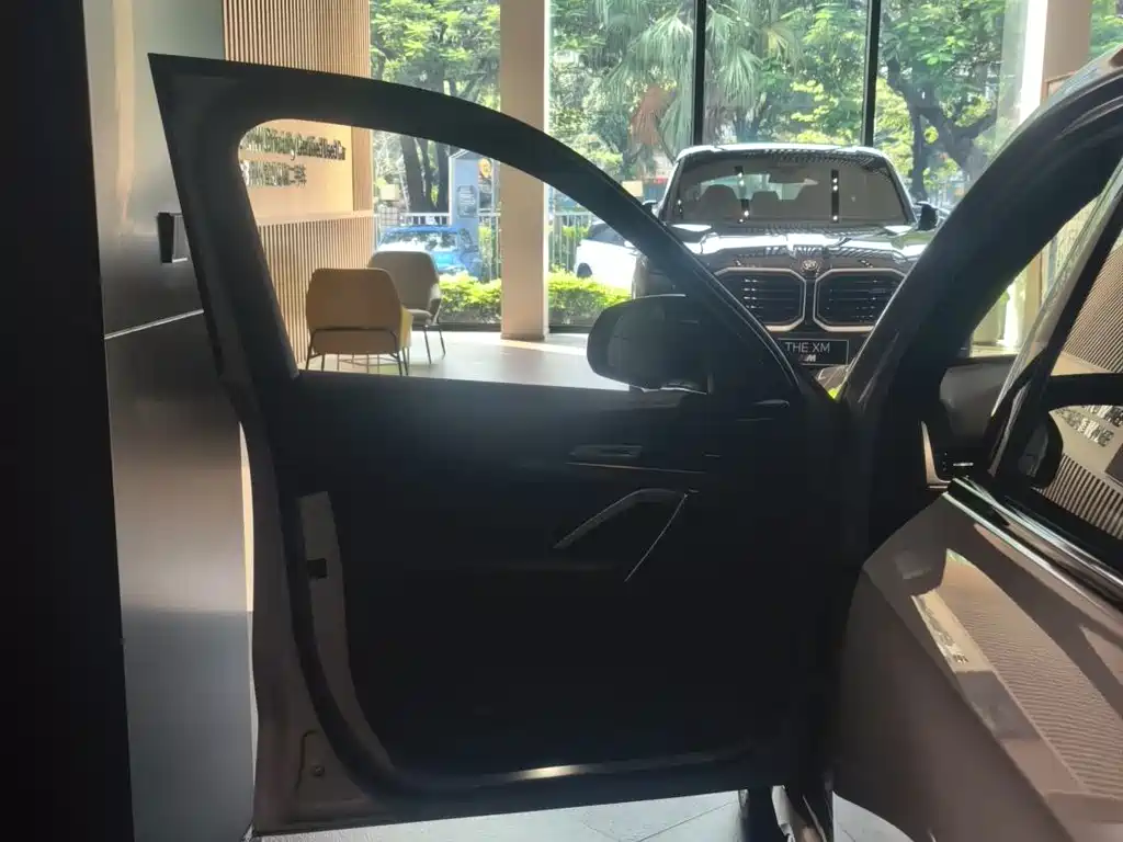 BMW X1 M35Li — миниатюра 7