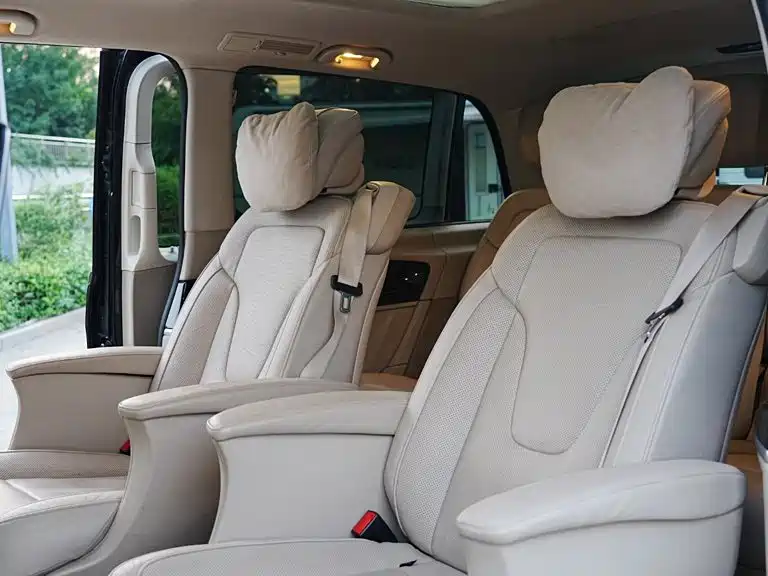 Mercedes-Benz V-Class — миниатюра 12