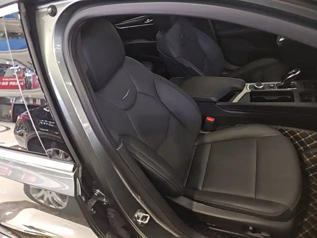 Cadillac CT5 — миниатюра 25