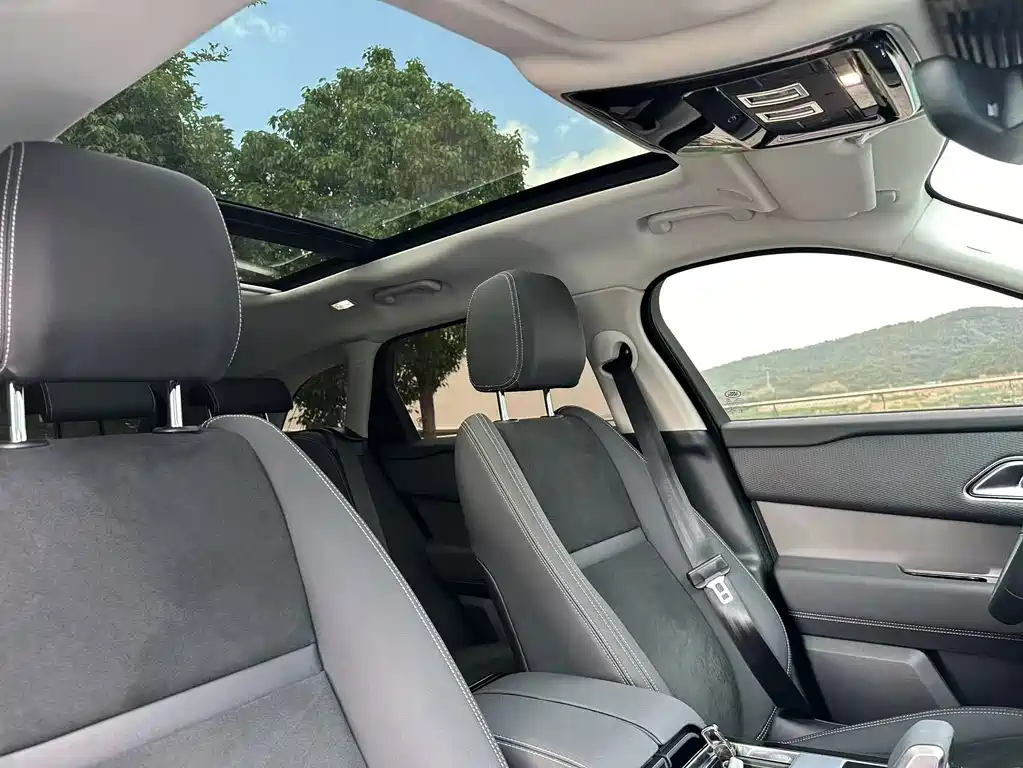 Land Rover Velar — миниатюра 34
