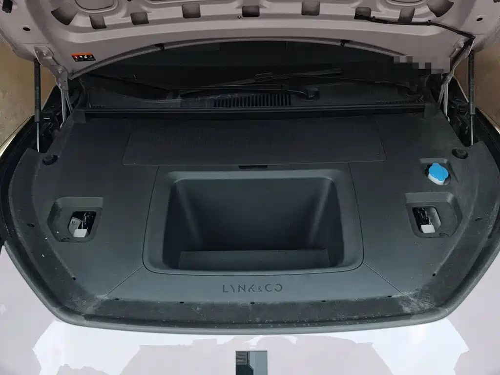 Lynk & Co Z20 — миниатюра 16