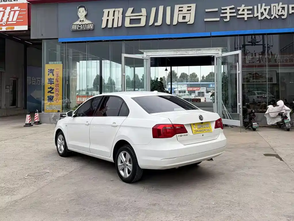 Volkswagen Jetta — миниатюра 7