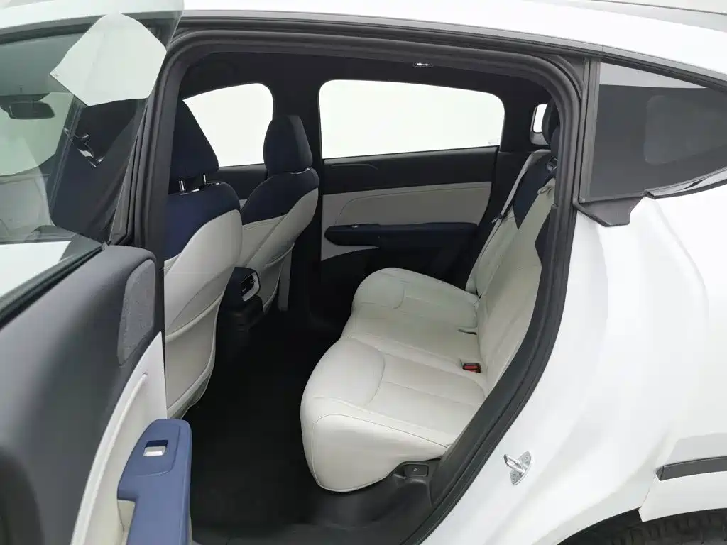 XPeng G6 — миниатюра 15