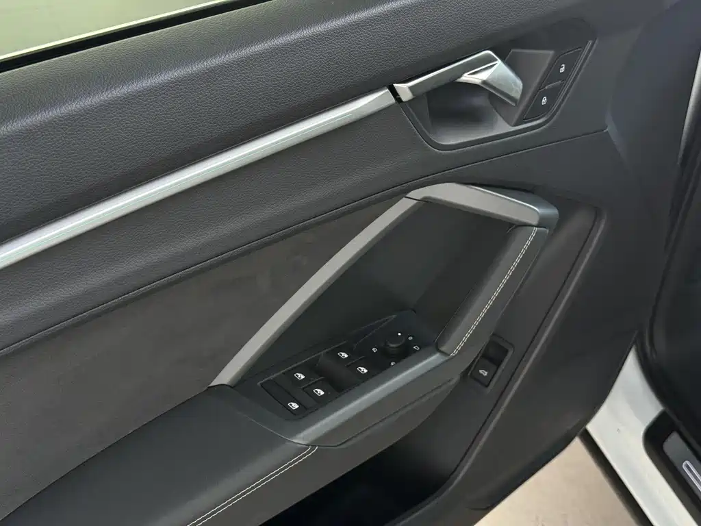 Audi Q3 — миниатюра 13