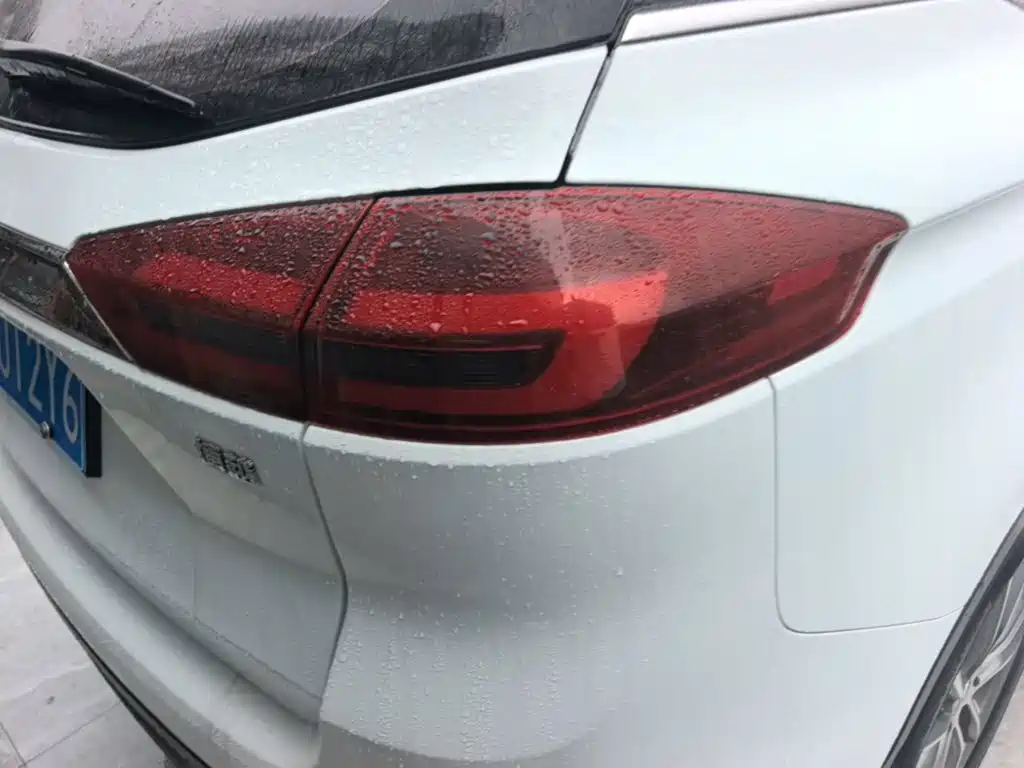 Geely Boyue — миниатюра 8