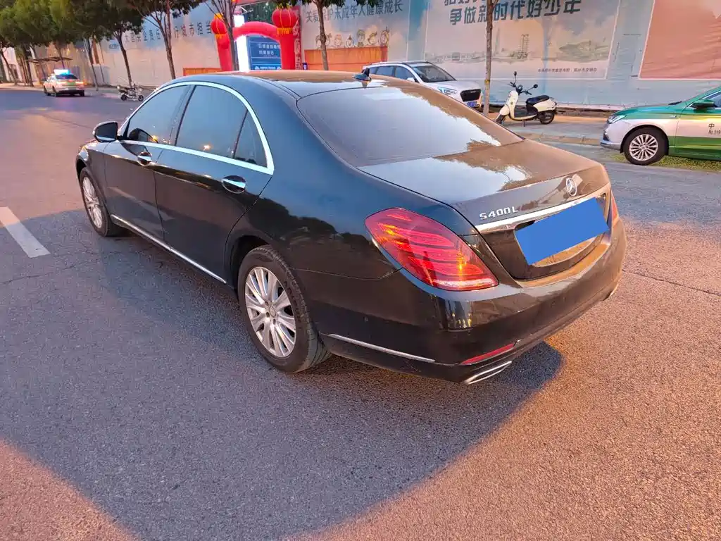 Mercedes-Benz S-Class — миниатюра 7