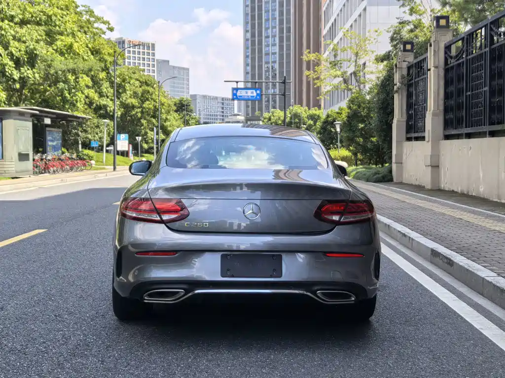 Mercedes-Benz C-Class (Import) — миниатюра 13