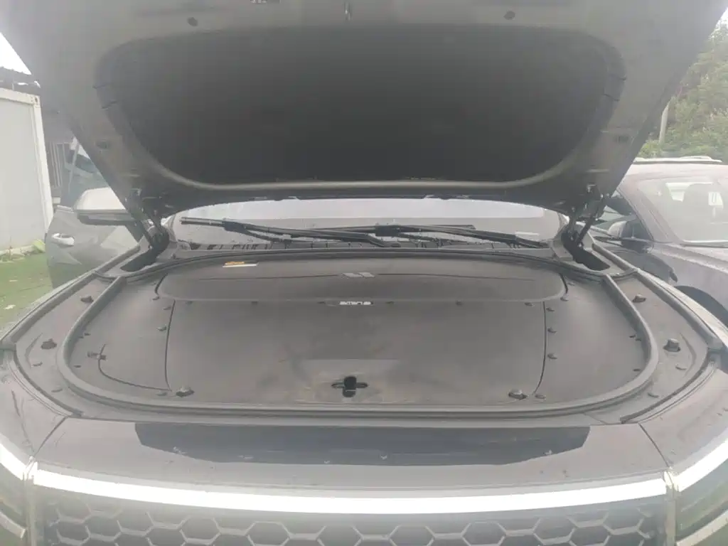 Li Auto Li ONE — миниатюра 20