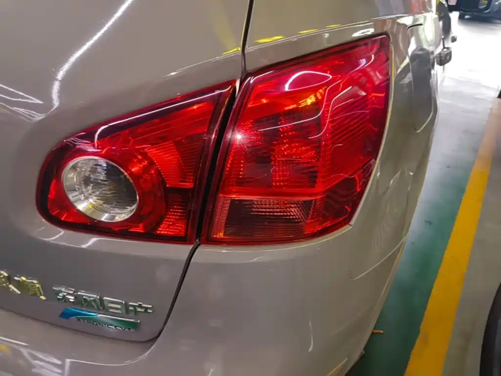 Nissan Qashqai — миниатюра 8