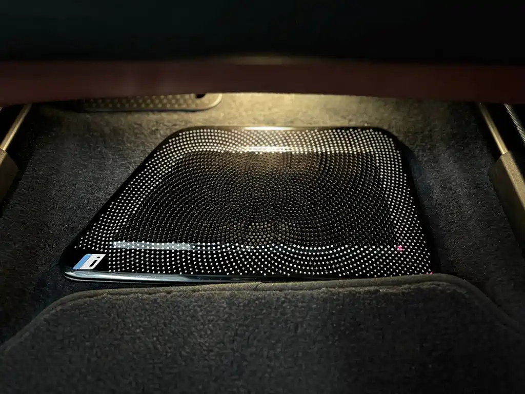 BMW BMW iX M60 — миниатюра 17
