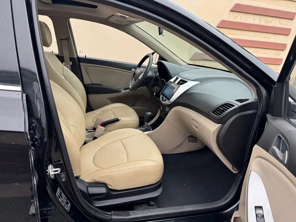 Hyundai Verna — миниатюра 19