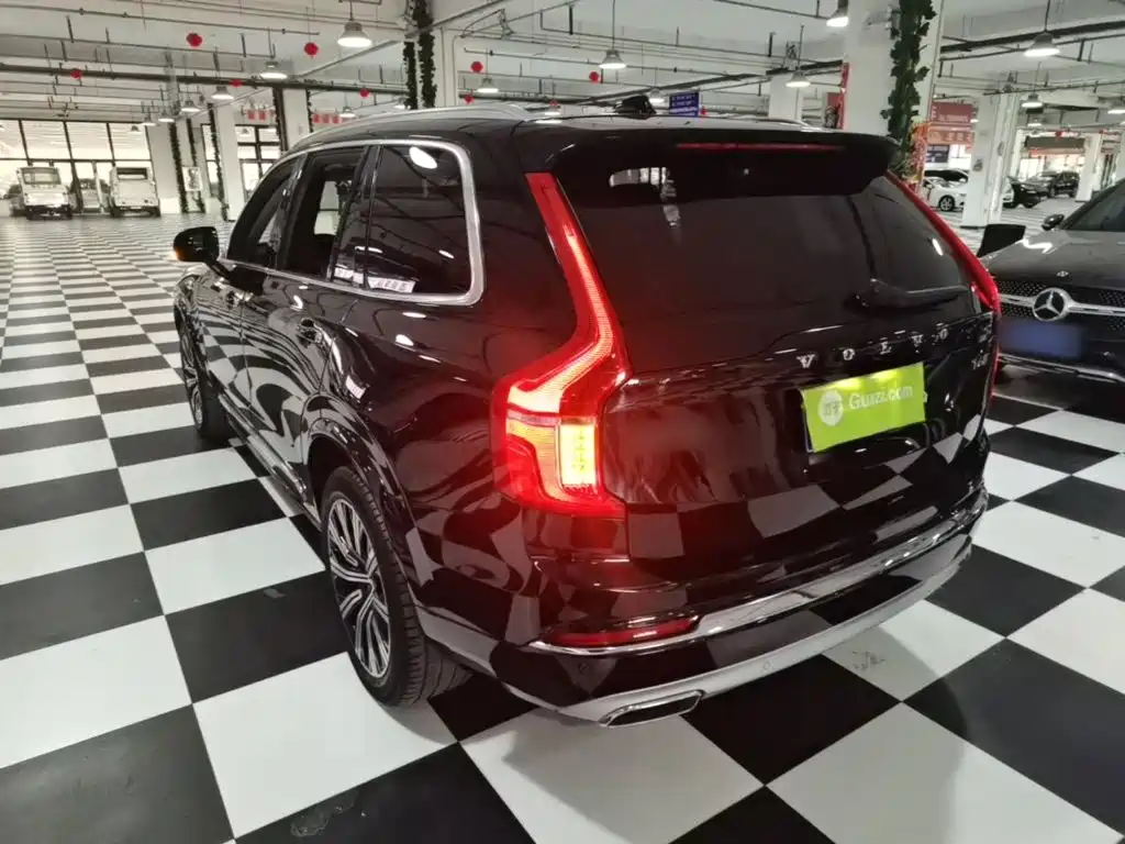 Volvo XC90 — миниатюра 5