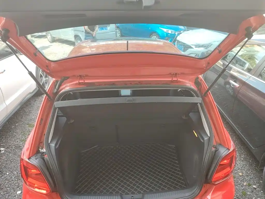 Volkswagen Polo — миниатюра 19