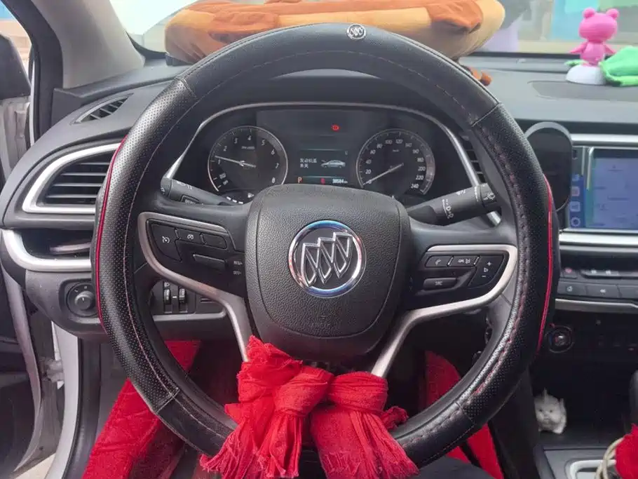 Buick Excelle — миниатюра 15