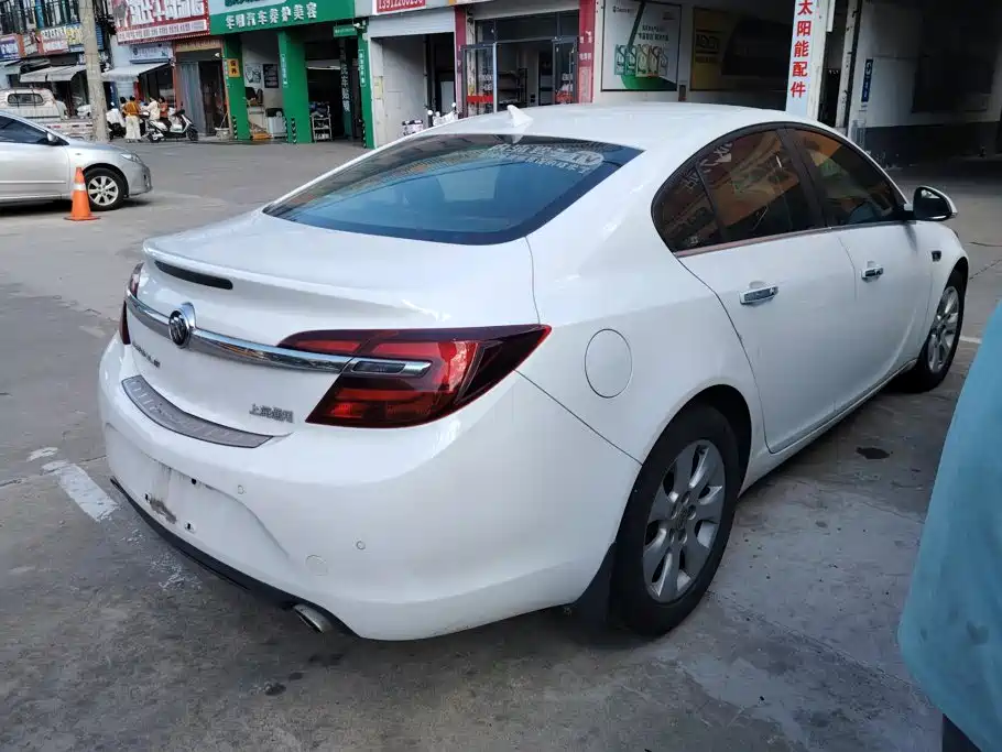 Buick Regal — миниатюра 3