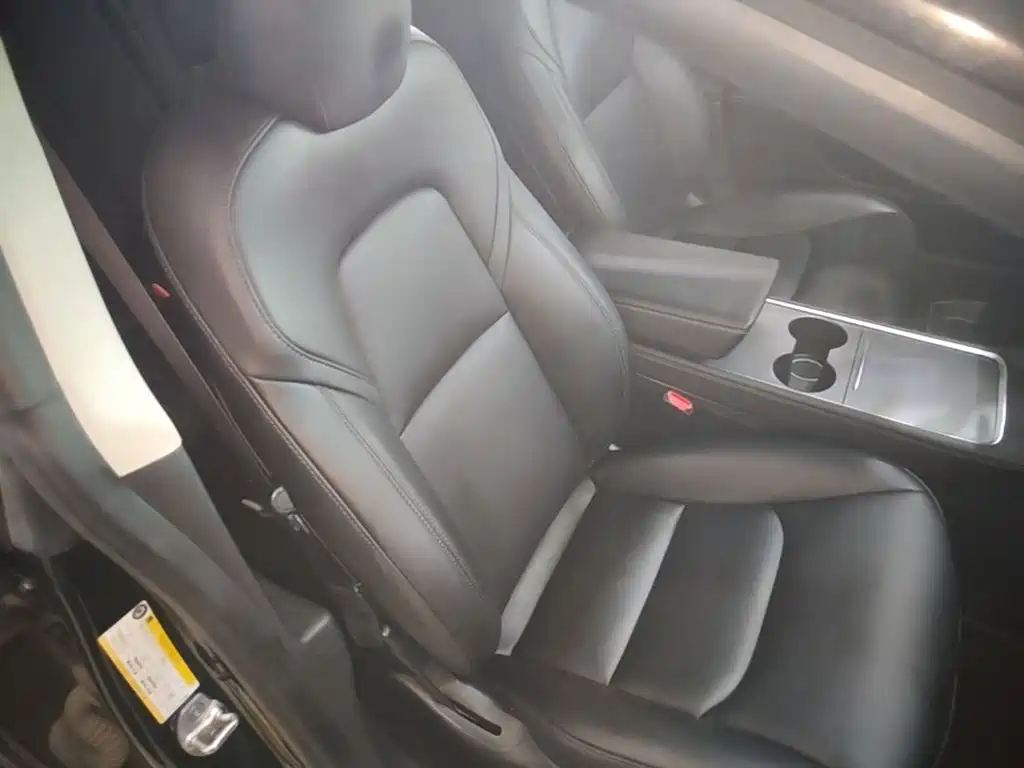 Tesla Model 3 — миниатюра 25
