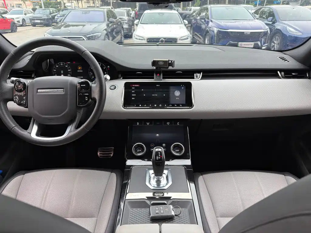 Land Rover Evoque — миниатюра 9