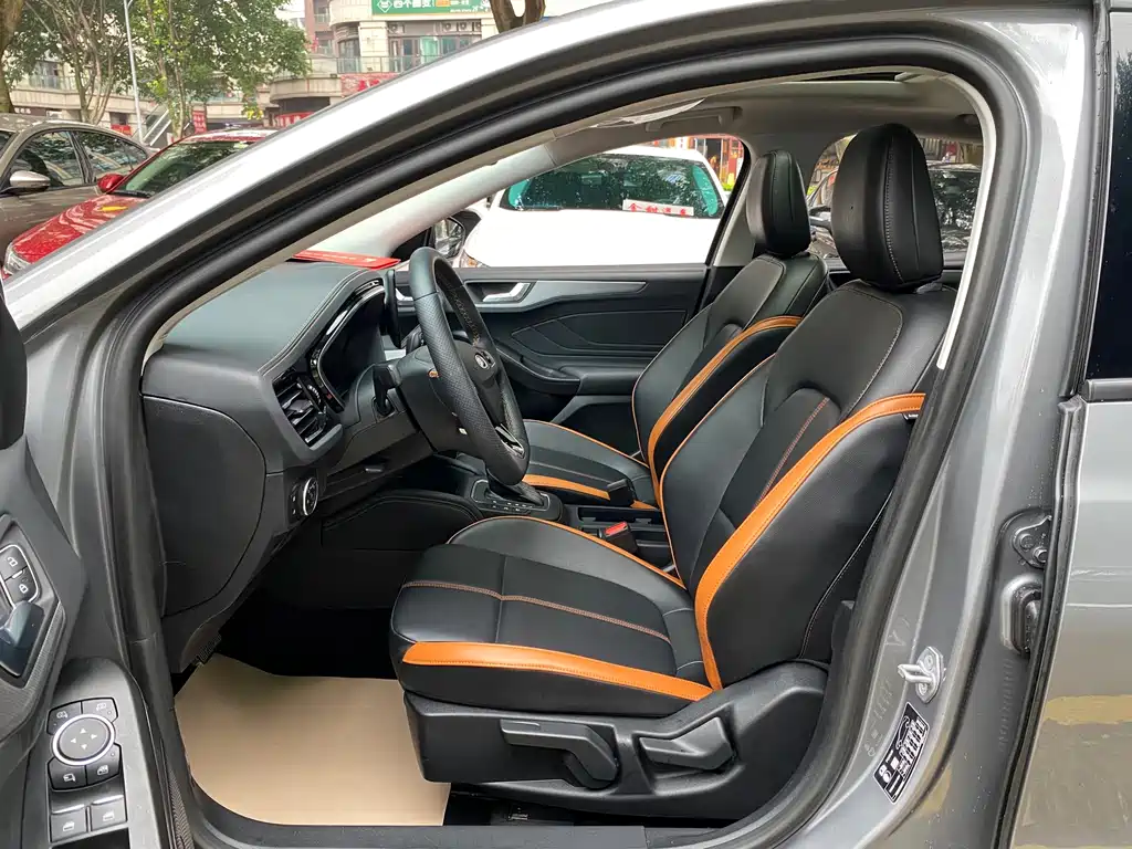 Ford Focus — миниатюра 9