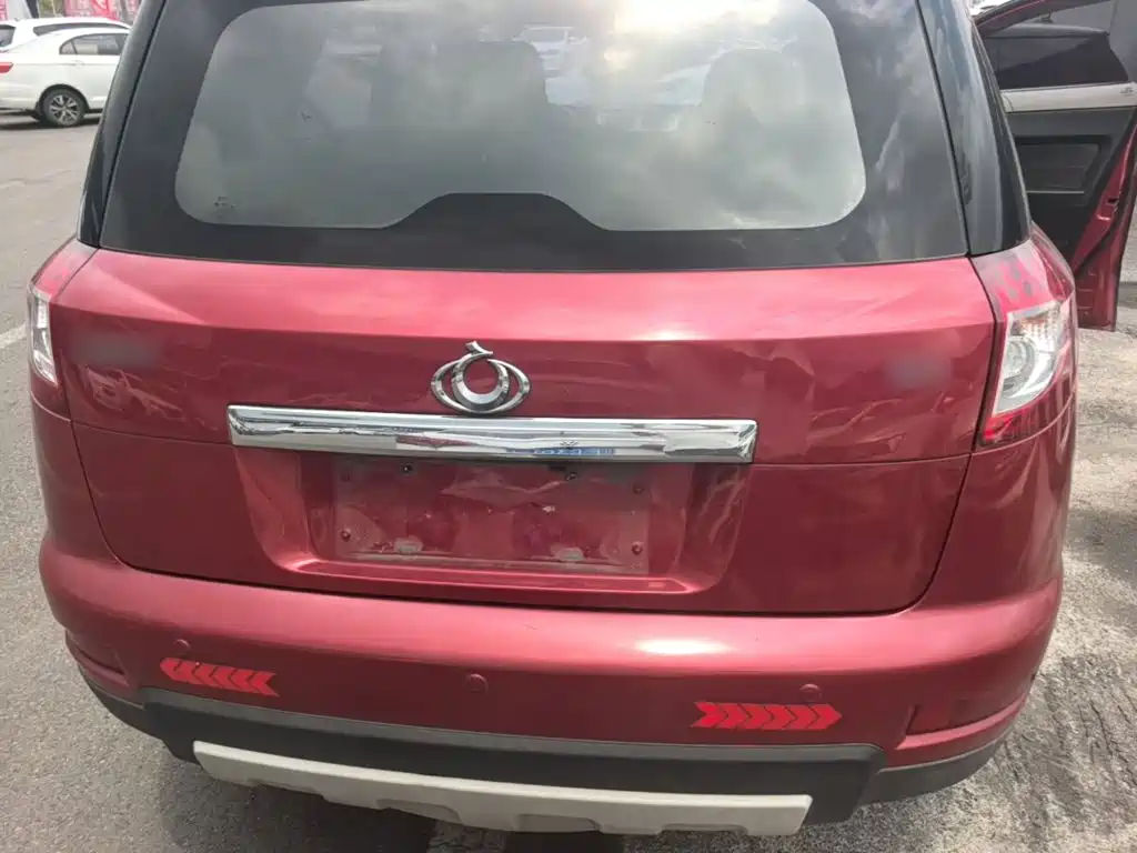 Geely GX7 — миниатюра 6