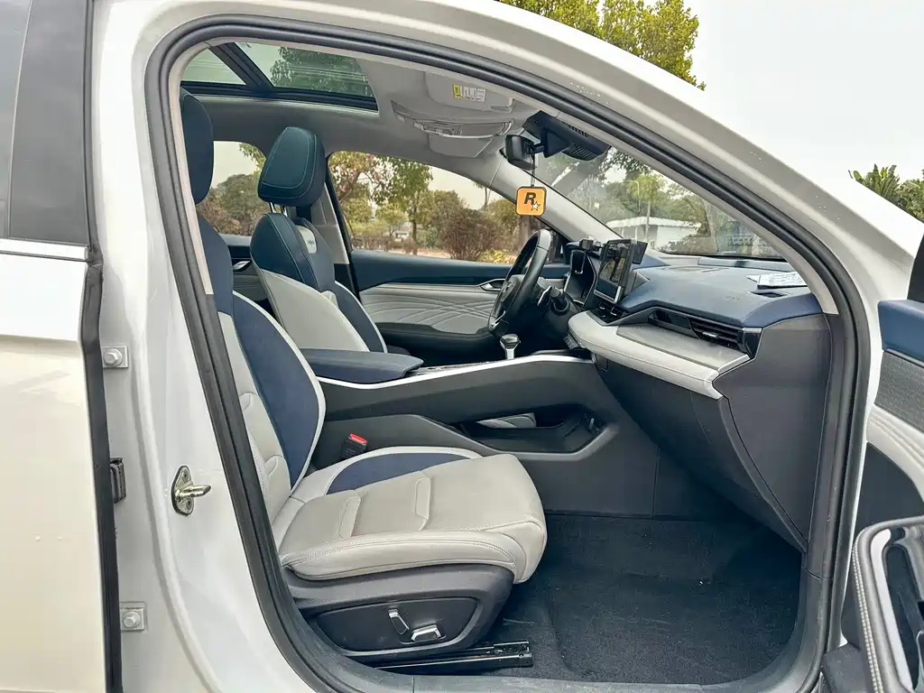 GEELY AUTOMOBILE XINGRUI