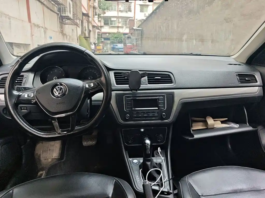 Volkswagen Lavida — миниатюра 13