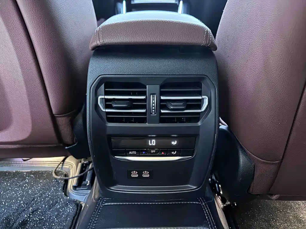 BMW 3 Series — миниатюра 17
