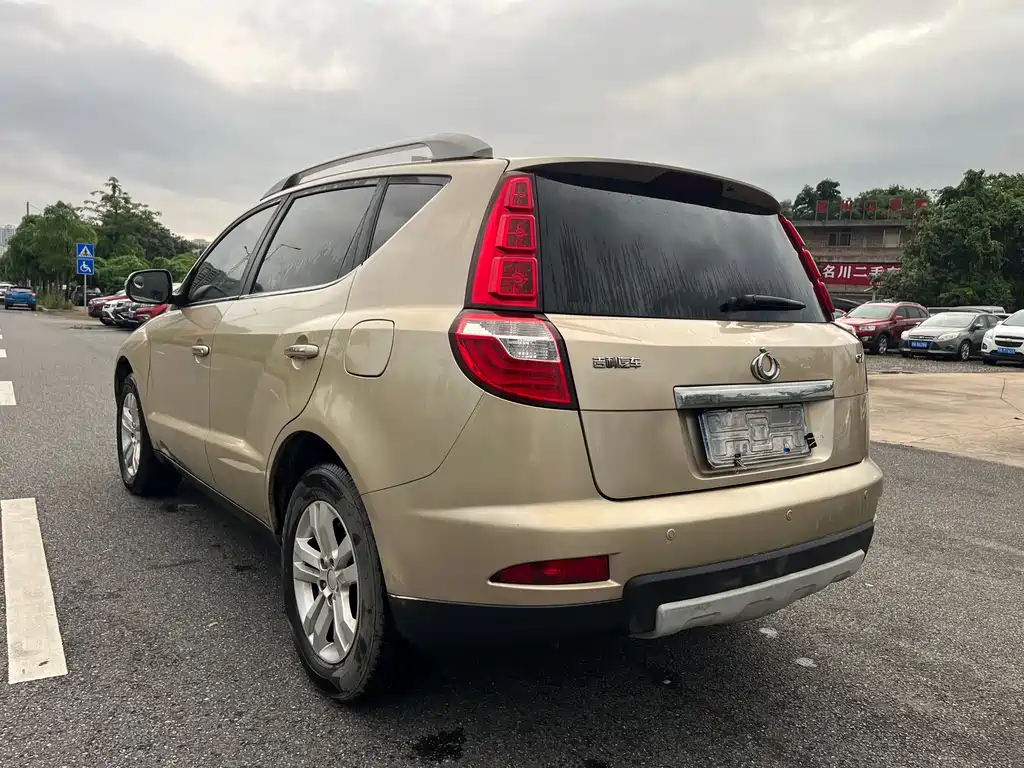 Geely GX7 — миниатюра 7