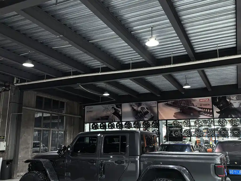Jeep Gladiator — миниатюра 3