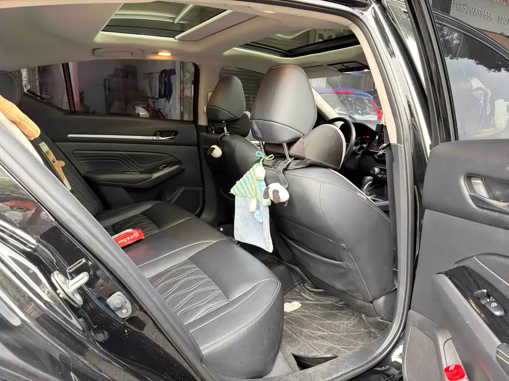 Nissan Teana — миниатюра 7