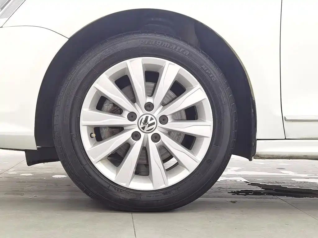 Volkswagen Sagitar — миниатюра 17