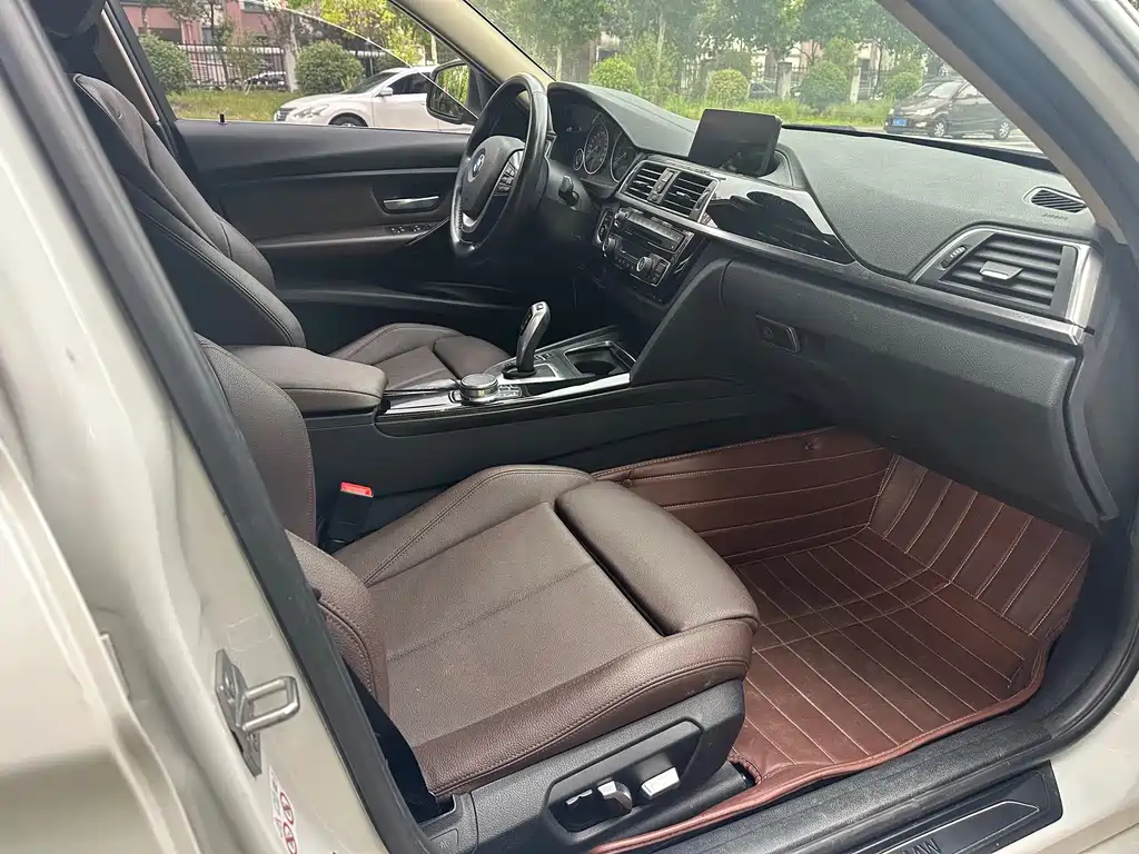 BMW 3 Series — миниатюра 5