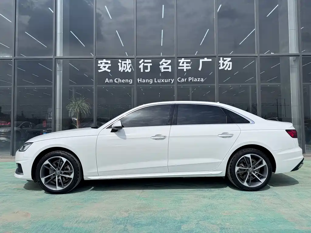 Audi A4L 2020 40 TFSI Fashion